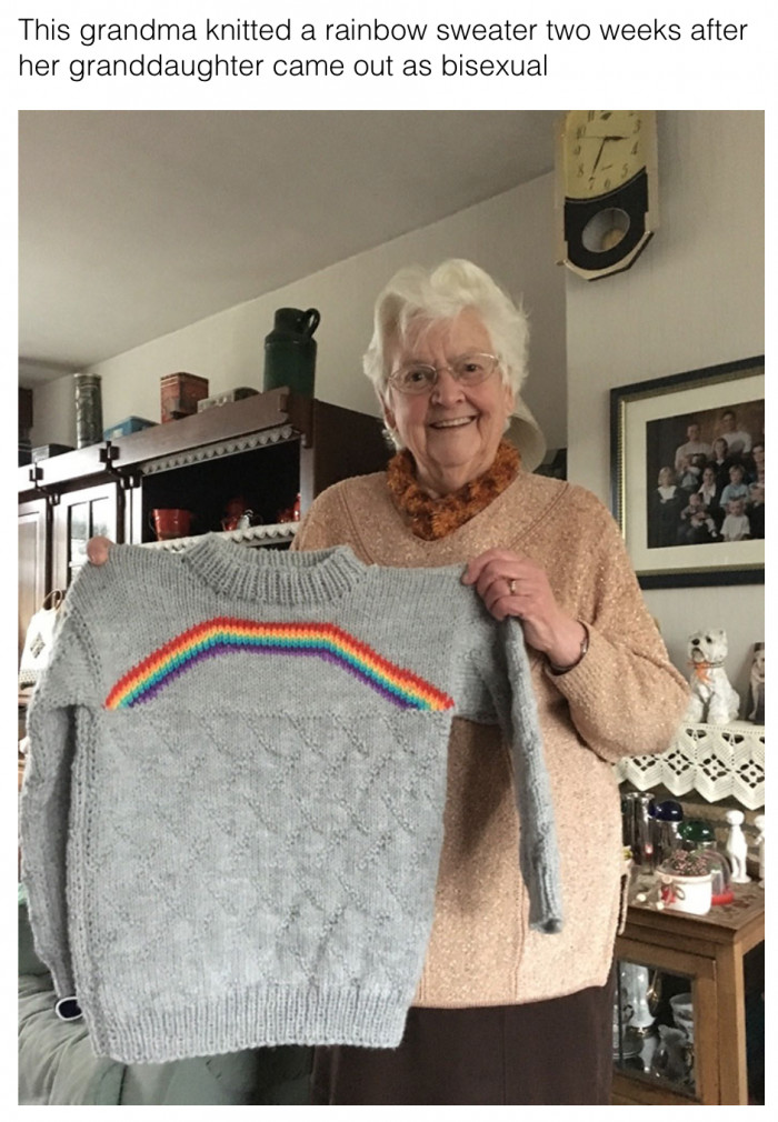 7. The granddaughter is so lucky to have this lovely woman as her grandma.