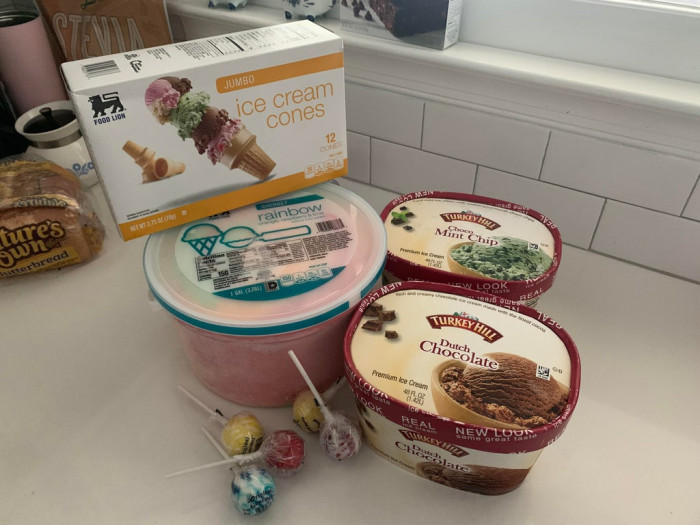 30. My 39-week pregnant wife went to the store to “get stuff for dinner”. This is what she came home with
