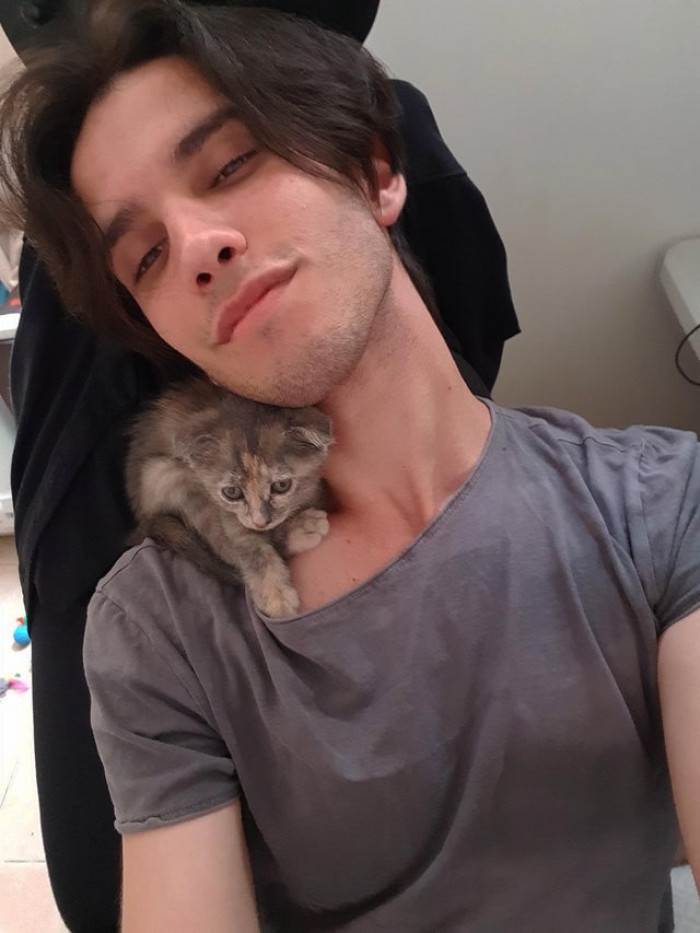 51. "I've been struggling with my mood for quite some time now; never did I imagine becoming a cat dad would have such a good impact on my well-being. Welcome home, Nyx!"