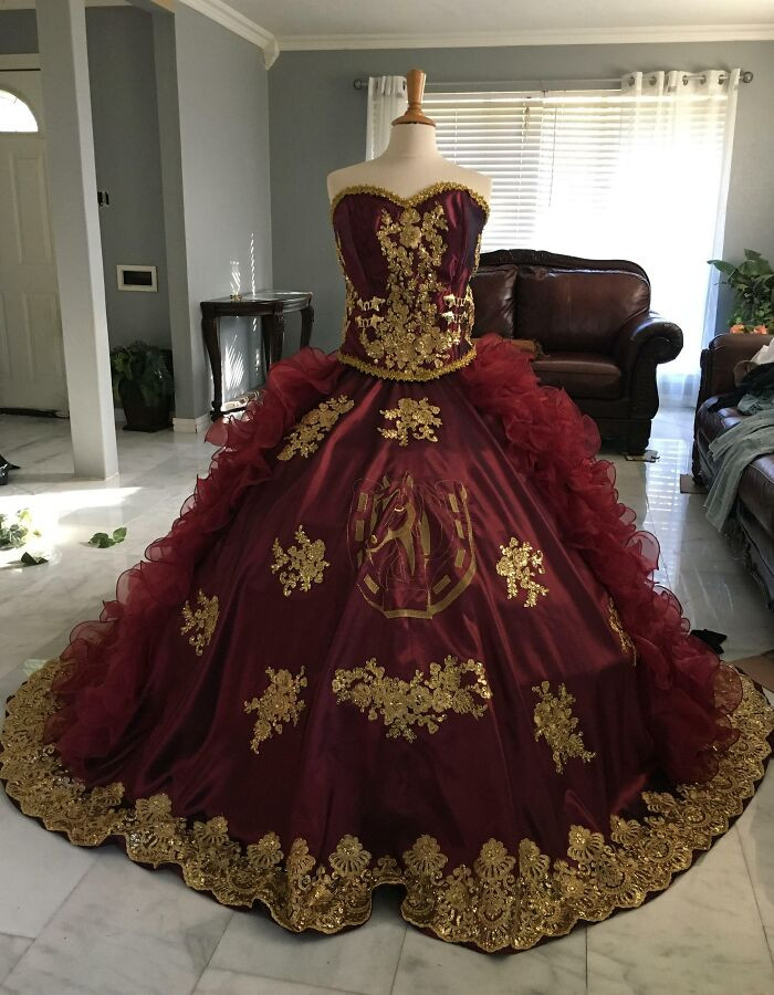 37. My Mom Has Been Working On My Sister’s Dress For 2 Months, She’s Almost Done