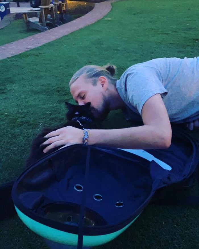 This Right Here Proves Their Amazing Love.