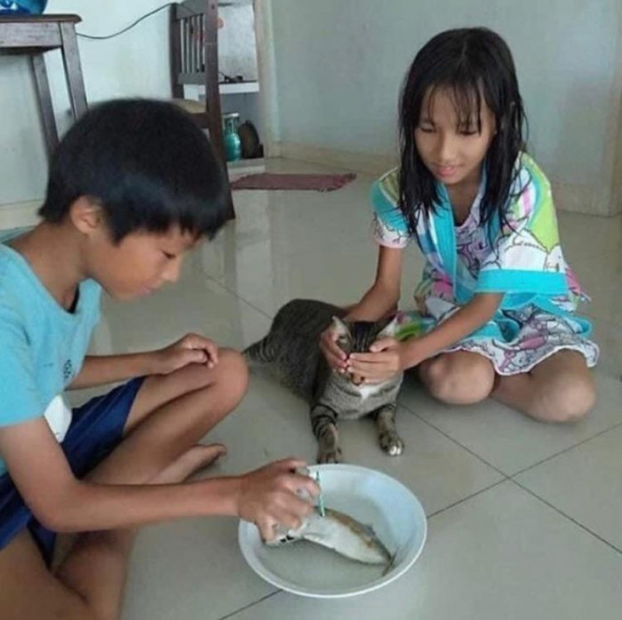 13. "The innocence and cuteness in this photo."