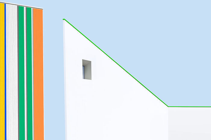 “Some Walls, Many Lines” By Angélica Gómez-Morán