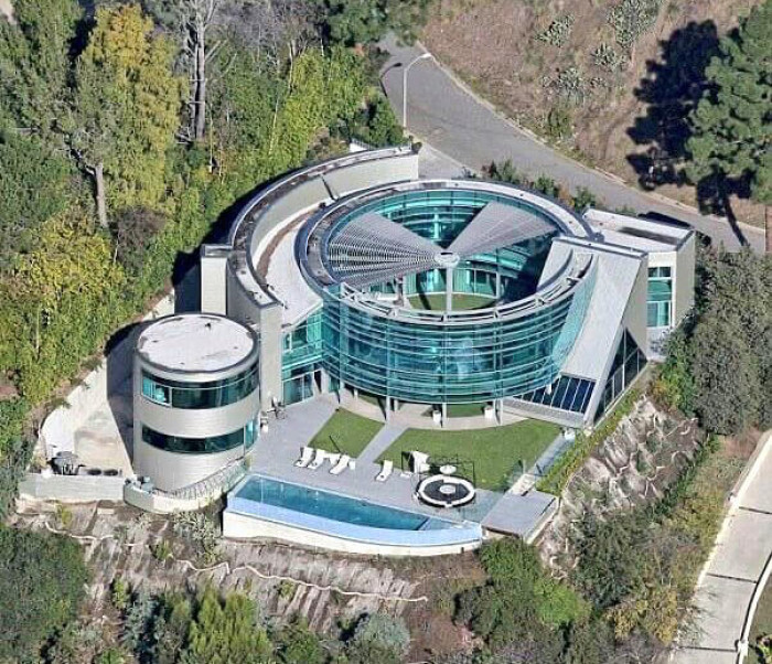 10. Justin Bieber’s house in Beverly Hills