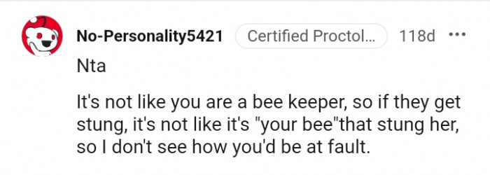 Redditors trooped in to drop their replies as the post approached a thousand comments