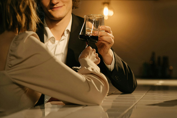 The professor shared these 10 signs that show you might be in a throning relationship