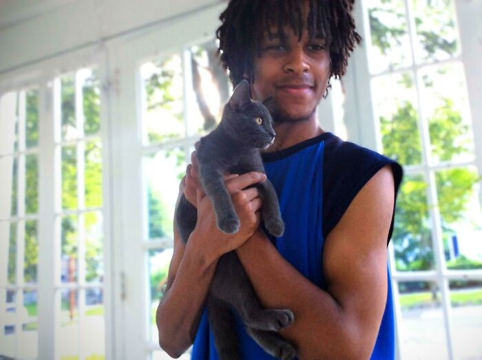 37. This Kitten Followed Me Home Like 8 Blocks, And Then After That, She Broke Into My House Back In July Of 2019