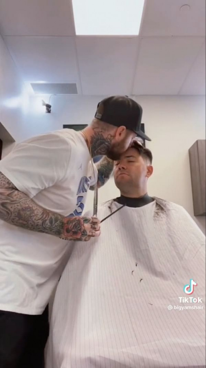 Not only did his customers like it, other people who saw the video online adored it as well