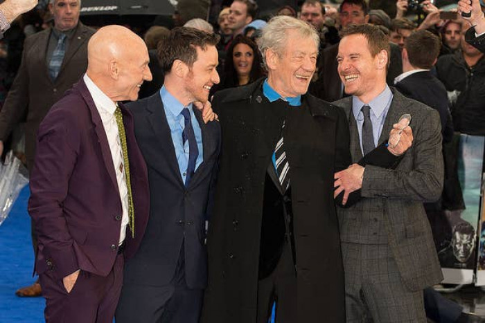 Speaking of Magneto and the Professor, the very same roles were filled by McAvoy and Fassbender also fostered quite the incredible friendship.