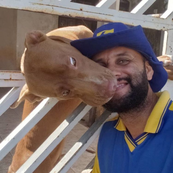 11. Vicious pit bull kiss attack